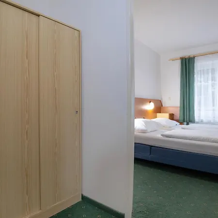 Sport Gejzirpark Hotel 2*